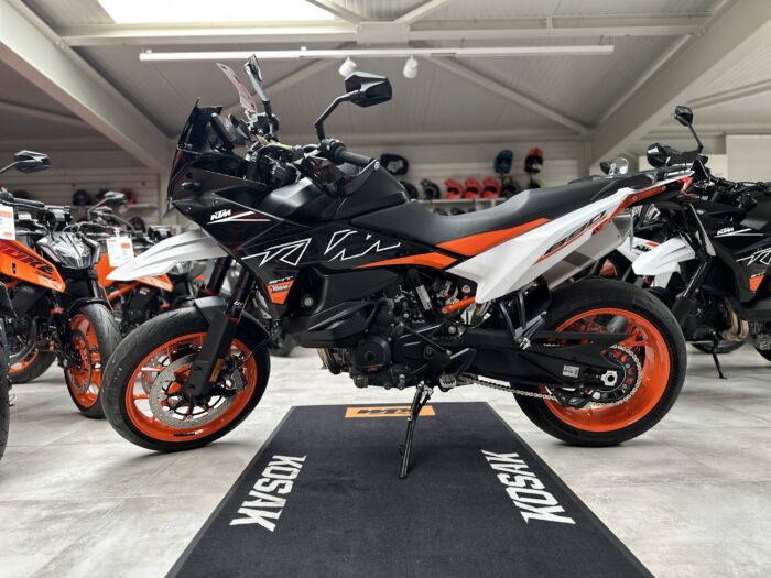 KTM 890 SMT 2024 / 15 km EZ 07/24 – Bild 2