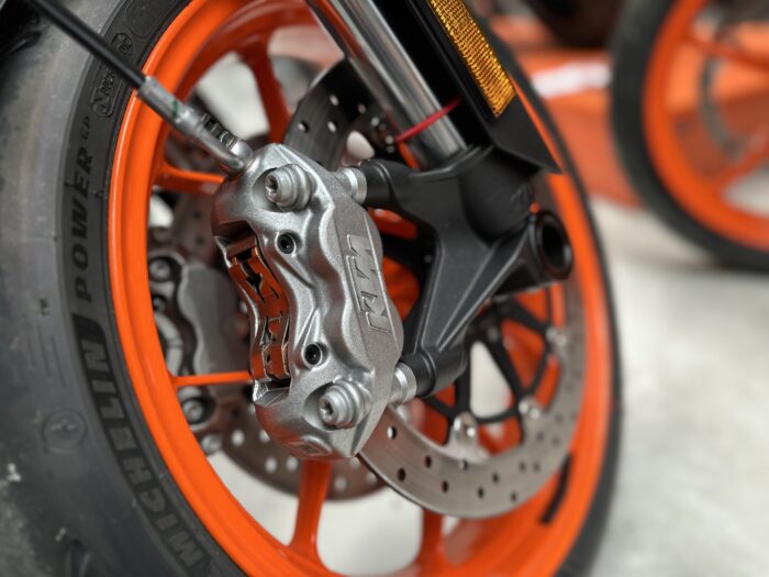 KTM 890 SMT 2024 / 15 km EZ 07/24 – Bild 9