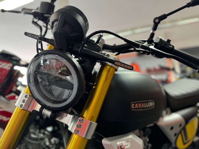 Fantic Caballero SCRAMBLER 125 2025 - schwarz – Bild 9