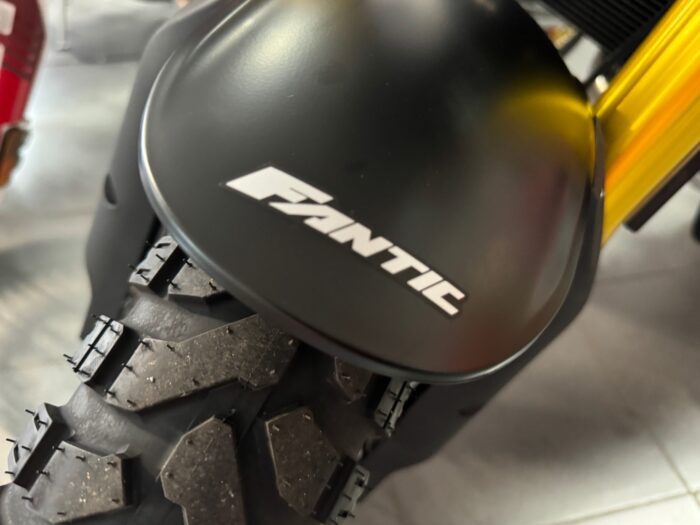 Fantic Caballero SCRAMBLER 125 2025 - schwarz – Bild 10