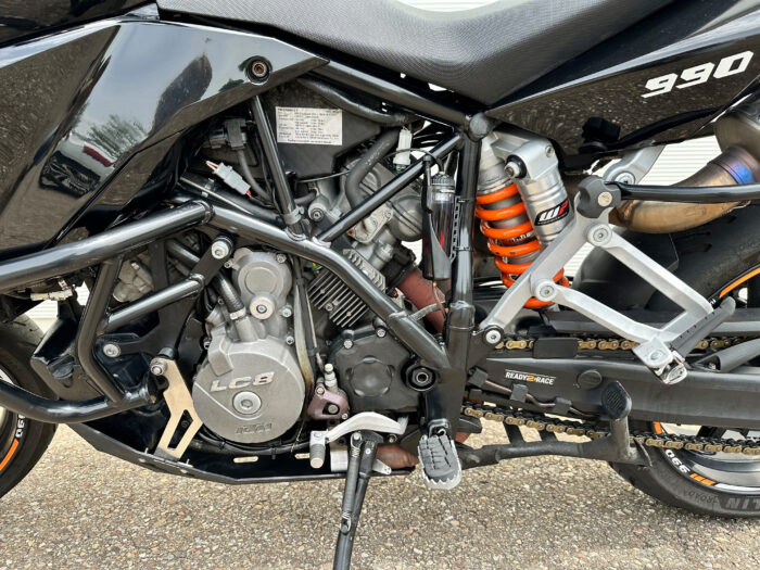 KTM 990 SUPERMOTO T – Bild 11