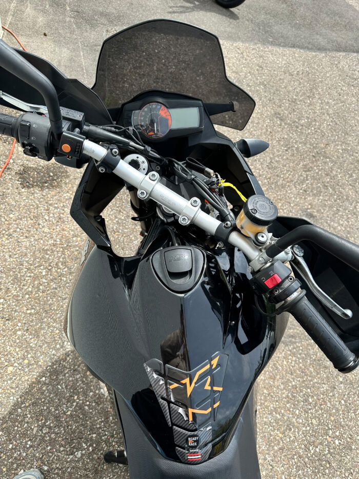 KTM 990 SUPERMOTO T – Bild 6