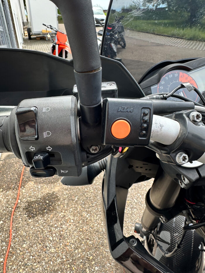 KTM 990 SUPERMOTO T – Bild 5