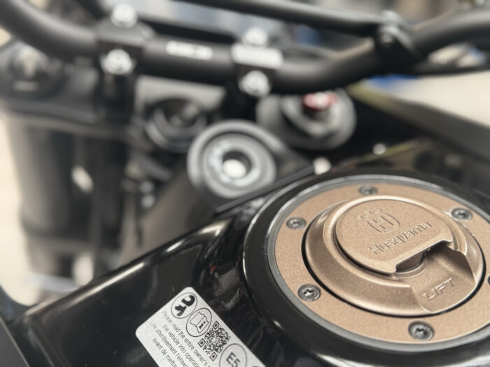 Husqvarna Svartpilen 801 MY24 1616km EZ 06/24 – Bild 7