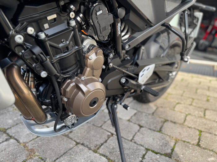 Husqvarna Svartpilen 801 360 km EZ 06/24 – Bild 4
