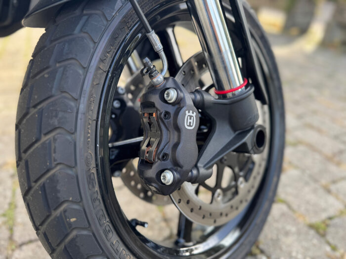 Husqvarna Svartpilen 801 360 km EZ 06/24 – Bild 9