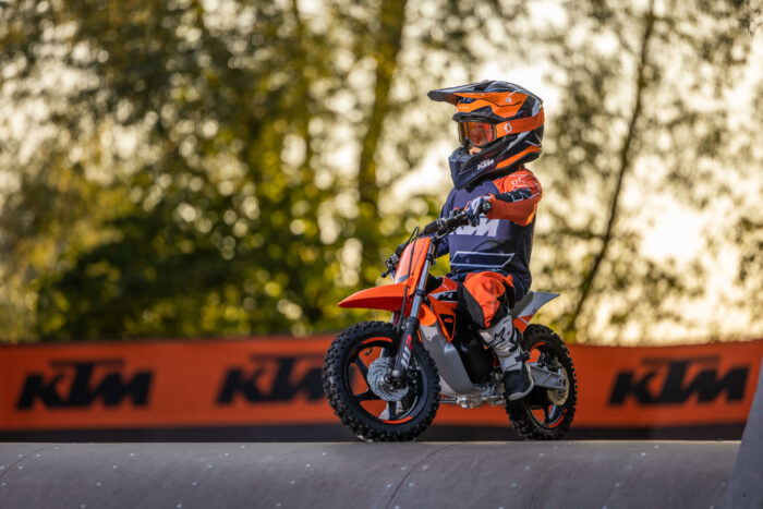 KTM SX E2 – Bild 16