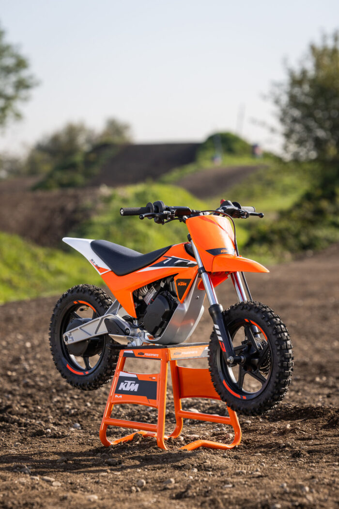 KTM SX E2 – Bild 3