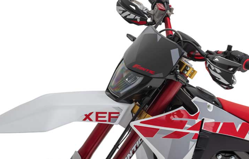 Fantic XEF 125 Competition weiss – Bild 6