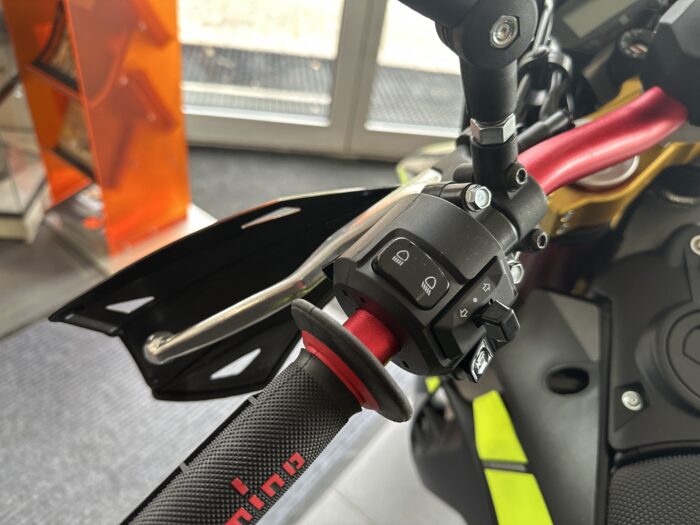 Fantic XMF 125 Competition 2025 schwarz – Bild 7
