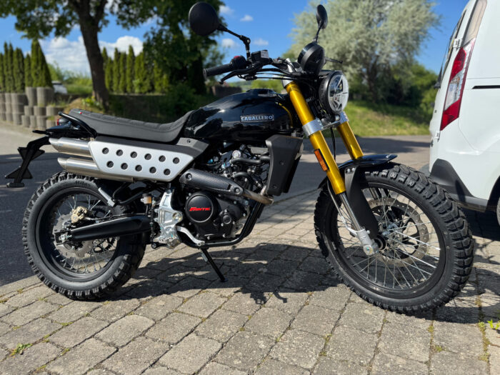 Fantic Caballero SCRAMBLER 125 2025 - schwarz – Bild 9