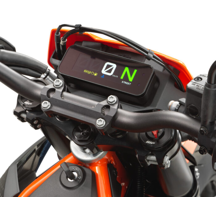 KTM 690 SMC R 2026 – Bild 5