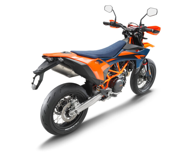 KTM 690 SMC R 2026 – Bild 3